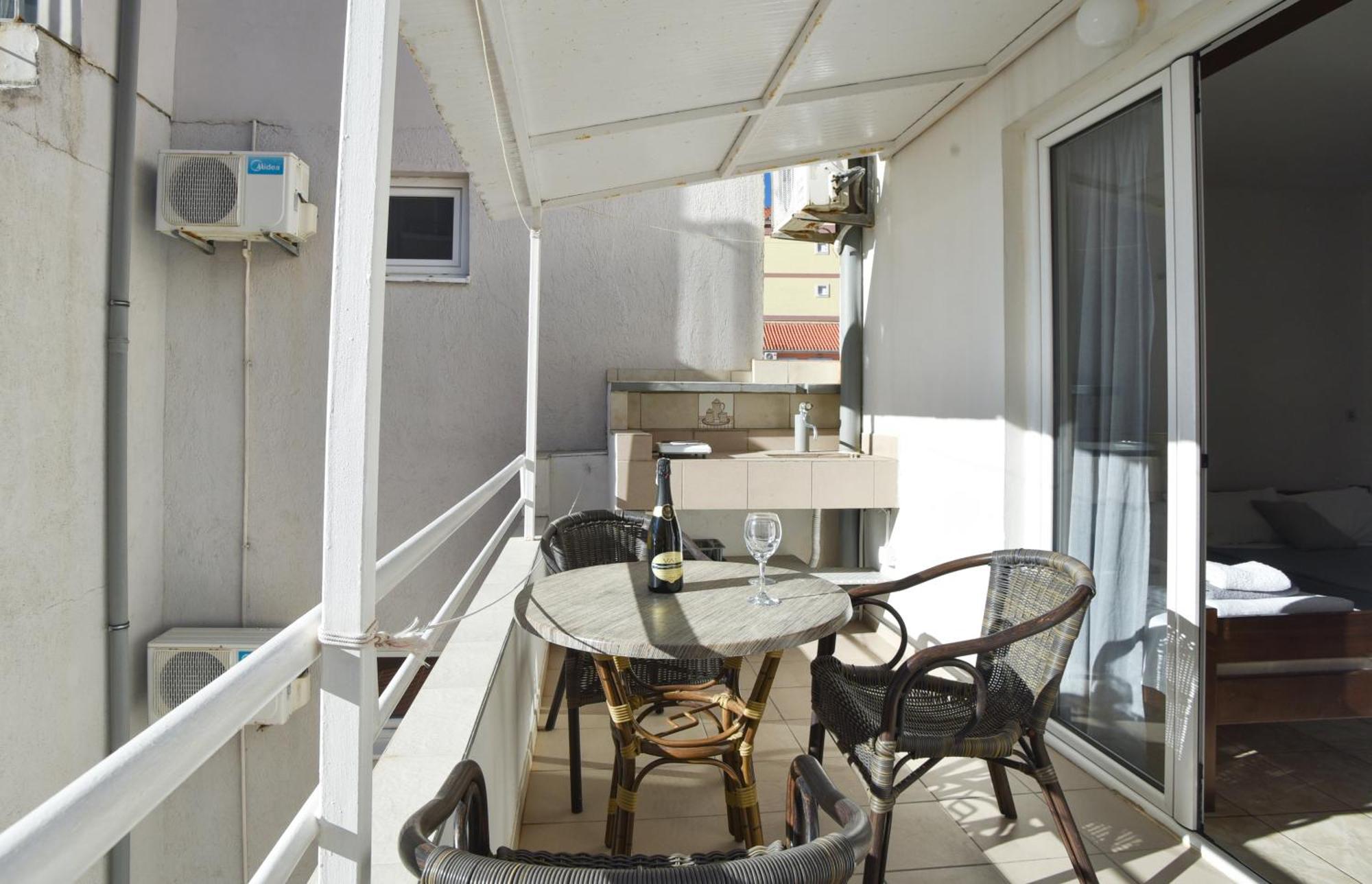 Apartments Milos Kaladjurdjevic 布德瓦 外观 照片