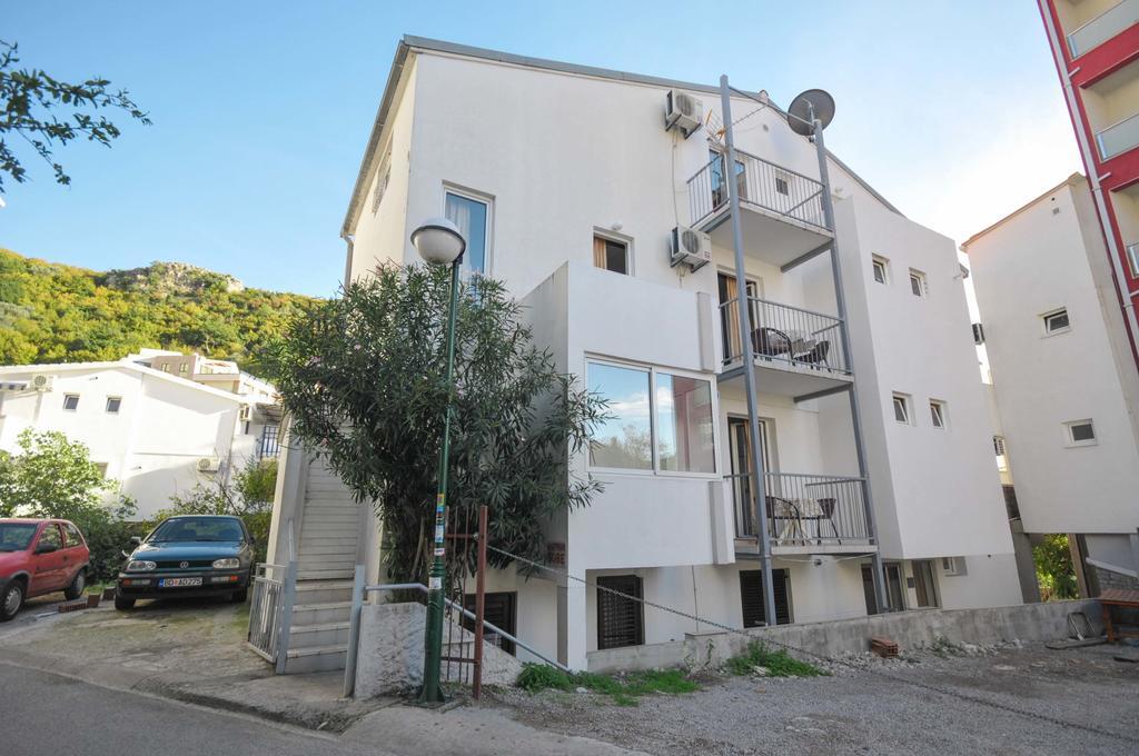 Apartments Milos Kaladjurdjevic 布德瓦 外观 照片