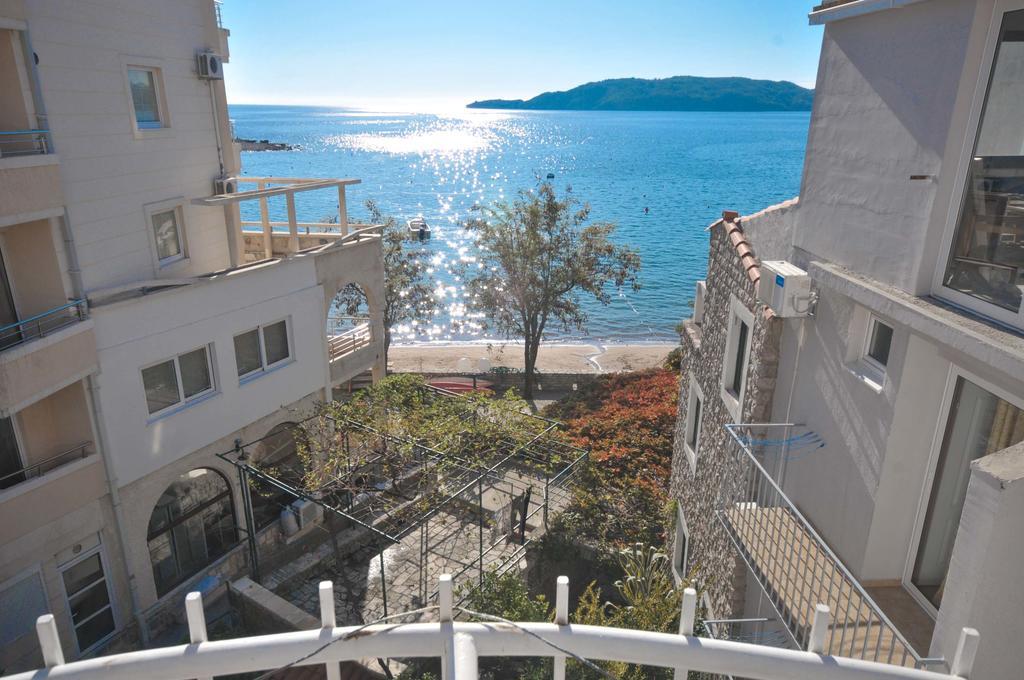 Apartments Milos Kaladjurdjevic 布德瓦 外观 照片